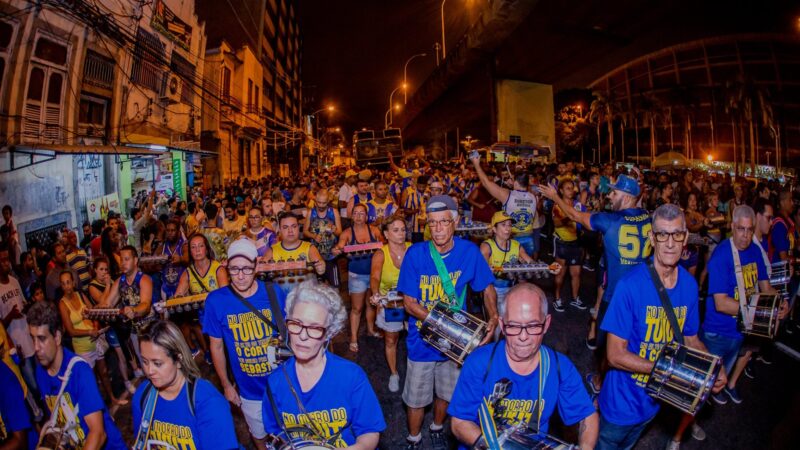 Tuiuti retoma ensaios de rua nesta segunda-feira