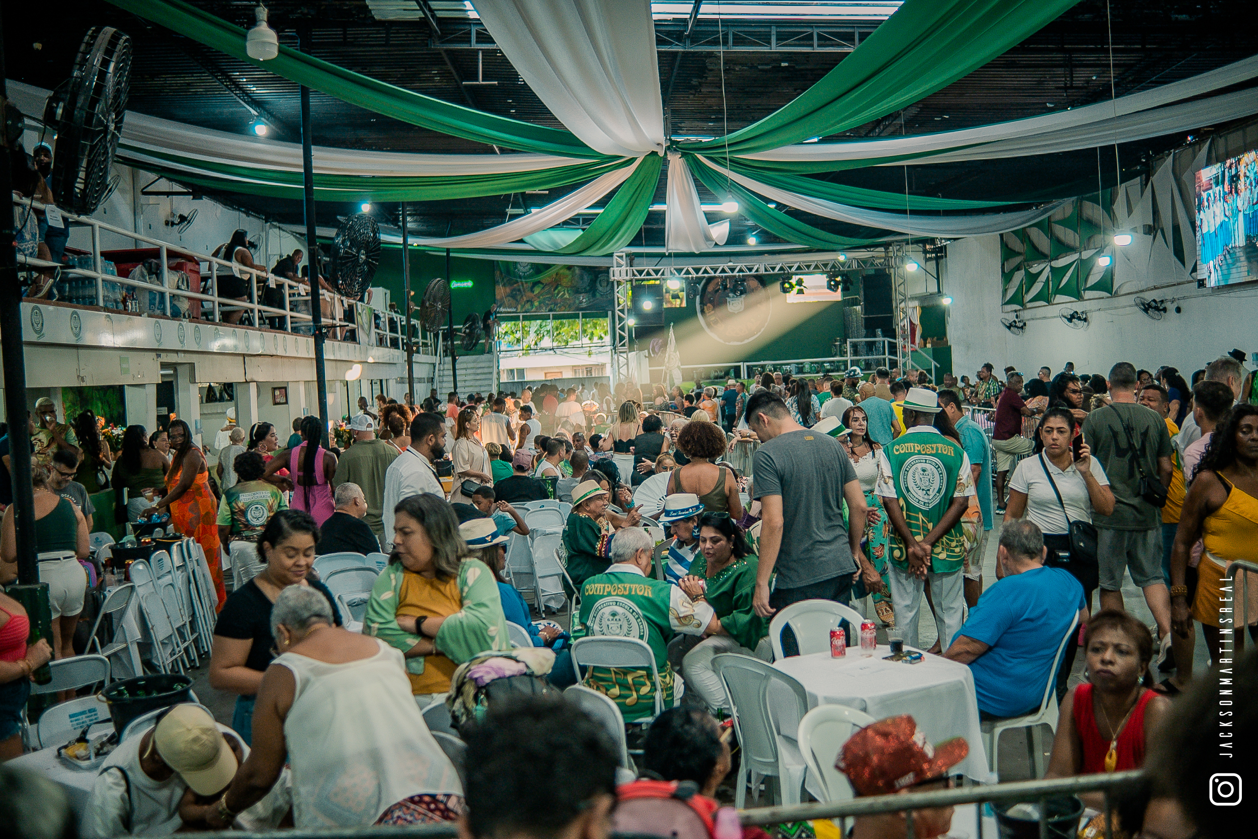 União de Jacarepaguá recebe Império Serrano em feijoada neste domingo 